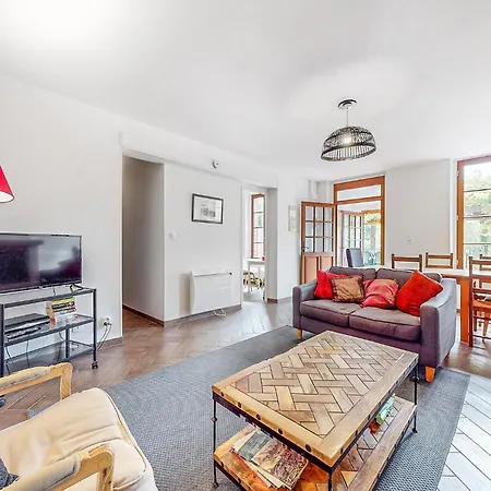 Appartement Jolie Vue Riviere Holiday home Jaulgonne