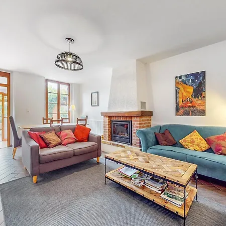 Holiday home Appartement Jolie Vue Riviere Jaulgonne